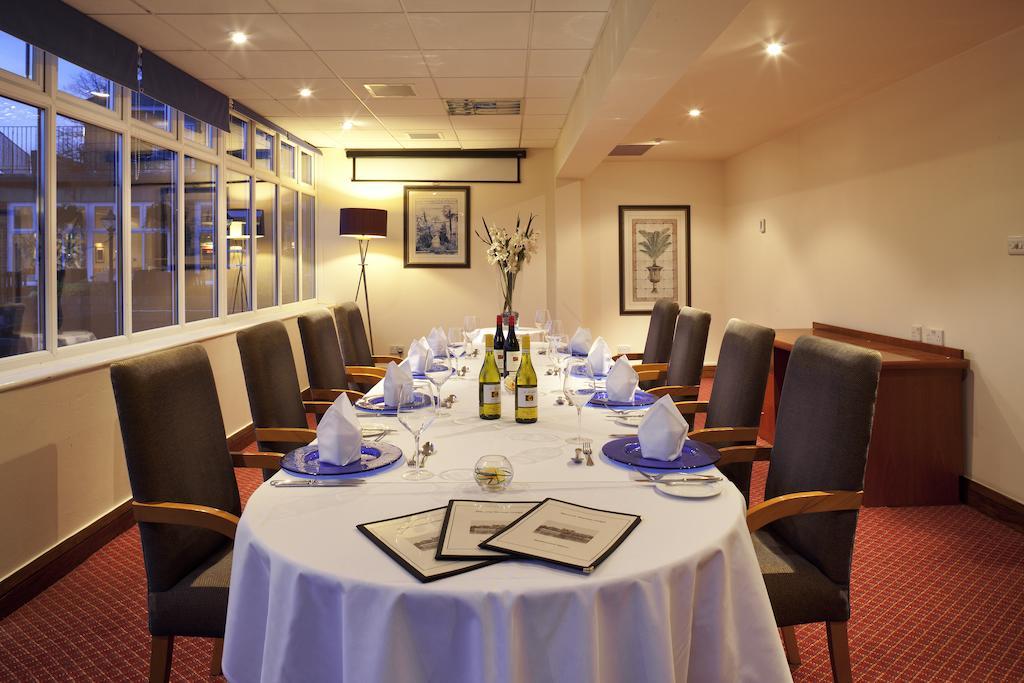 Mercure London Staines-Upon-Thames Hotel Facilities photo